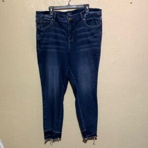Ever Flex Jeans 22W Blue Stretchy Skinny Raw Hem Ankle Cropped Mid Rise Cotton